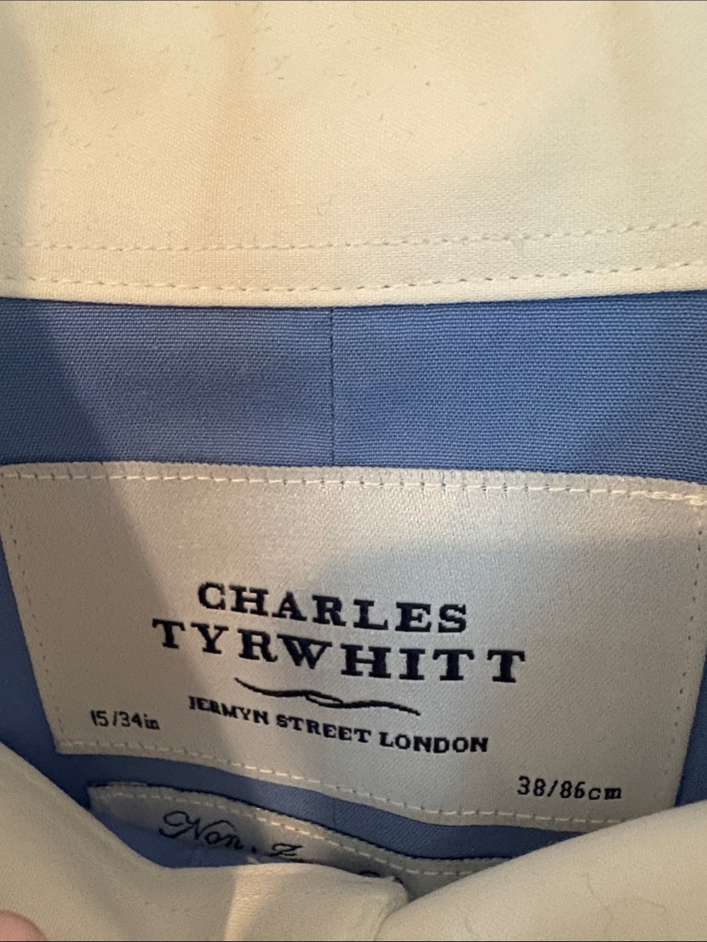 Charles Tyrwhitt Men's Blue Dress Shirt with White Collar and Cuffs SZ 15/34 - Picture 5 of 8